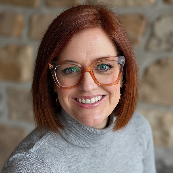 Amy Beros Headshot 300dpi